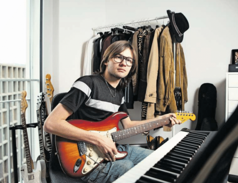 Ronny Rast High Res 2